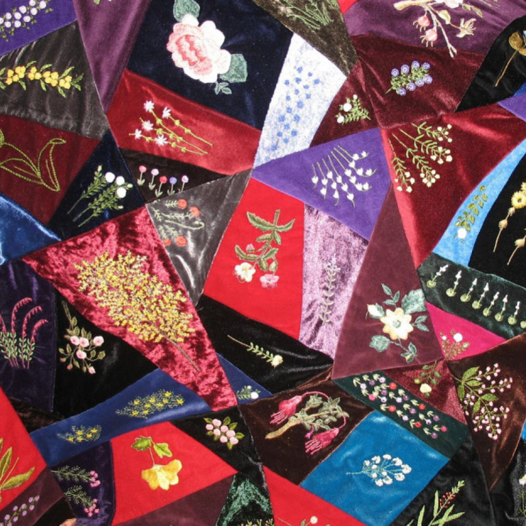 Frá sýningunni BLÓMABREIÐUR SISSU