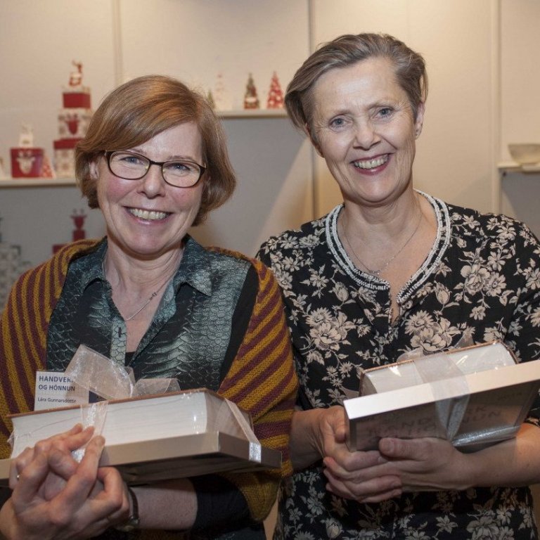 Lára Gunnarsdóttir og Ólöf Erla Bjarnadóttir
