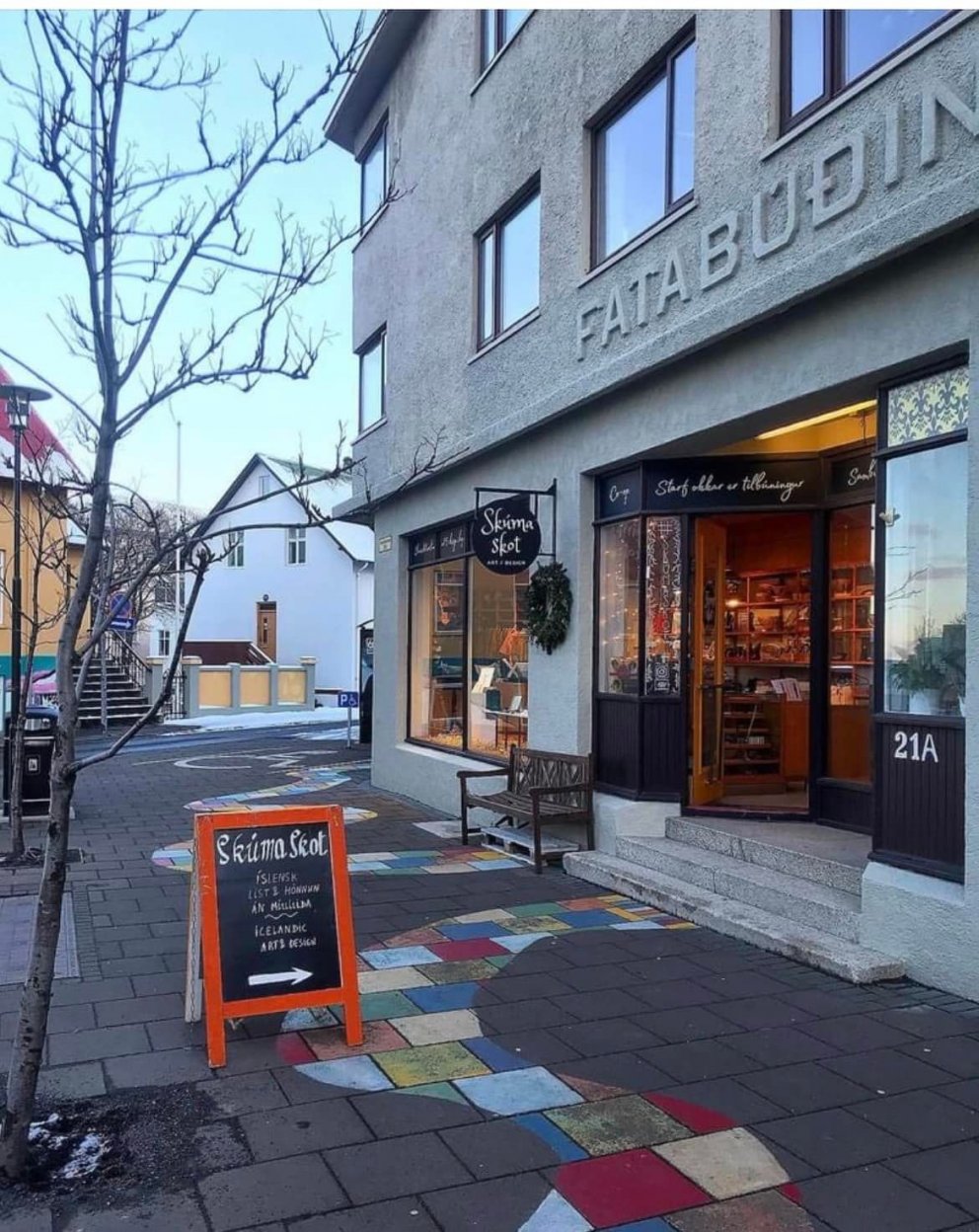 Skúmaskot leitar að gestahönnuði