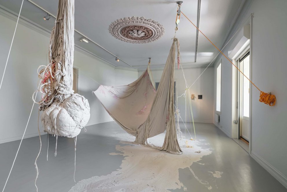 Hedvig Winge, Porcelain Piece (2020)
Photo — Vegard Kleven / Galleri F 15